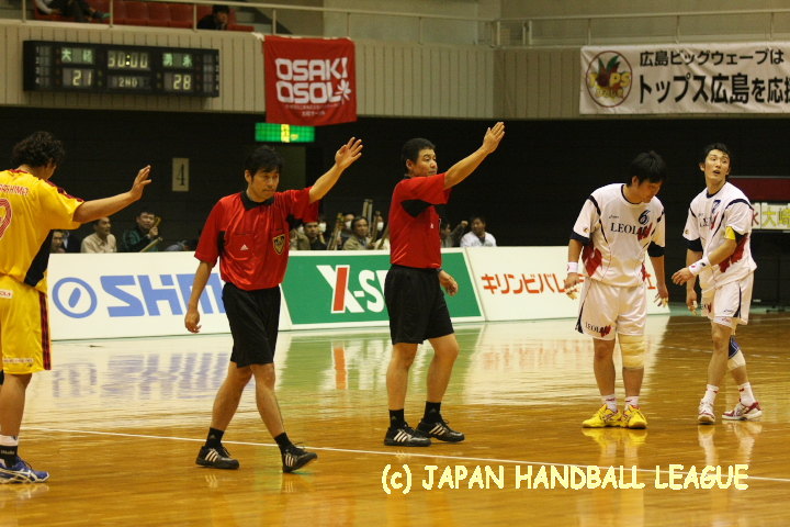 担当レフェリー 　黒木　秀吾、黒木　龍二