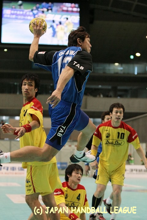 トヨタ車体 No.13 小沢 勝利