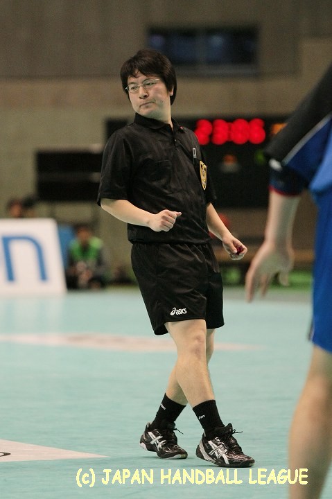 担当レフェリー 池渕 智
