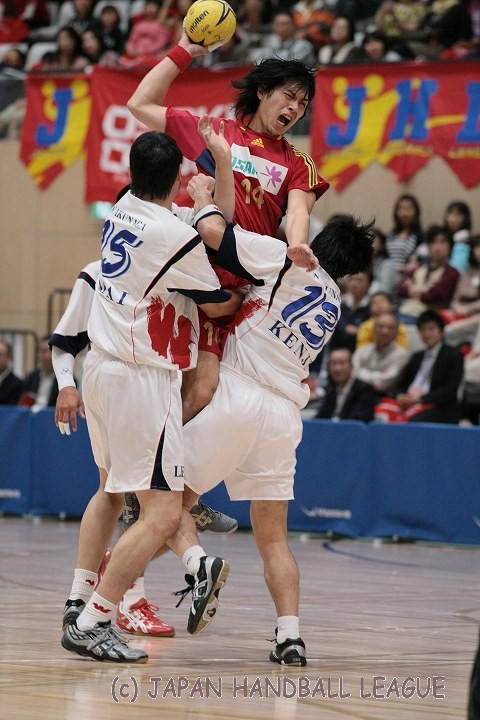 大崎電気 No.14 岩永 生