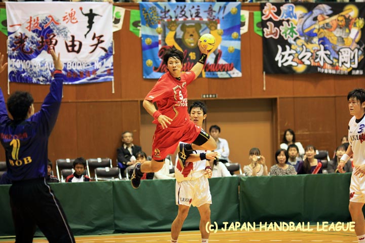 トヨタ車体 No.5 高智 海吏