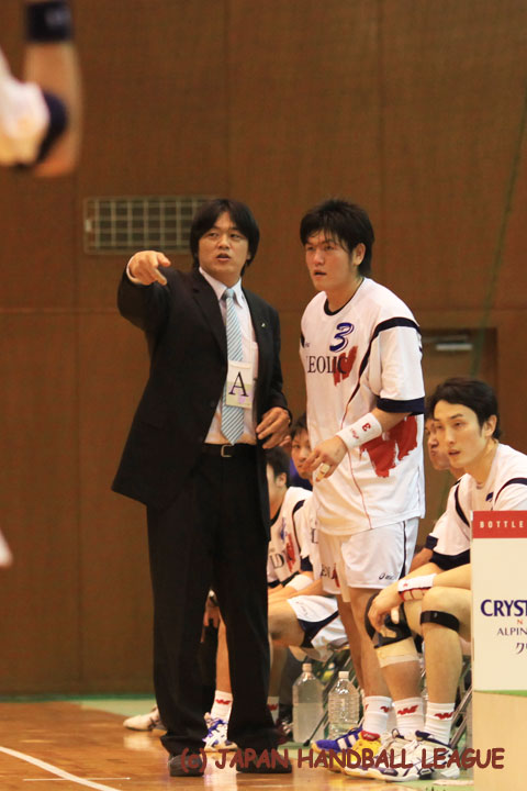 湧永製薬 監督 山口 修