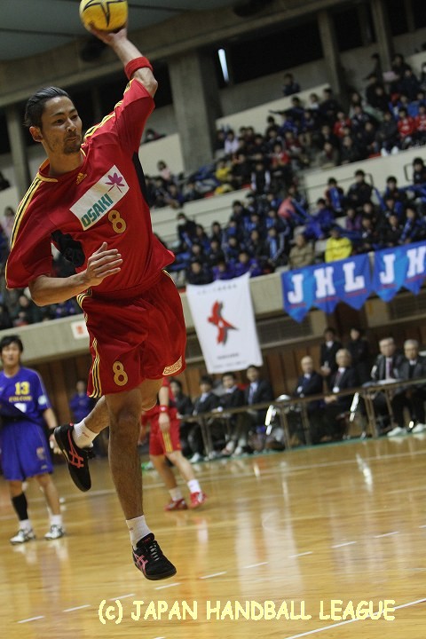 大崎電気 No.8 東長濱 秀希