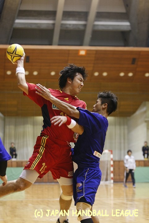 大崎電気 No.15 夏山 陽平