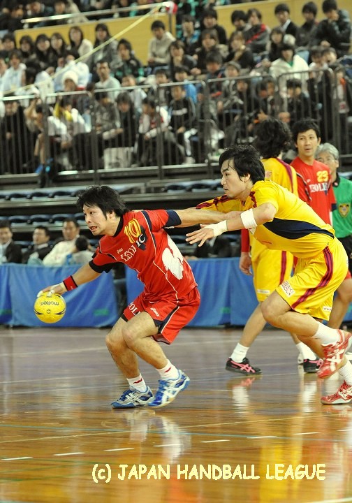 湧永製薬 10 名嘉 伸明