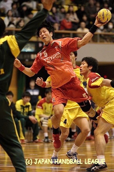 トヨタ車体 No.5 高智 海吏