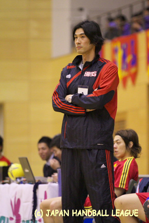 大崎電気 監督 岩本 真典