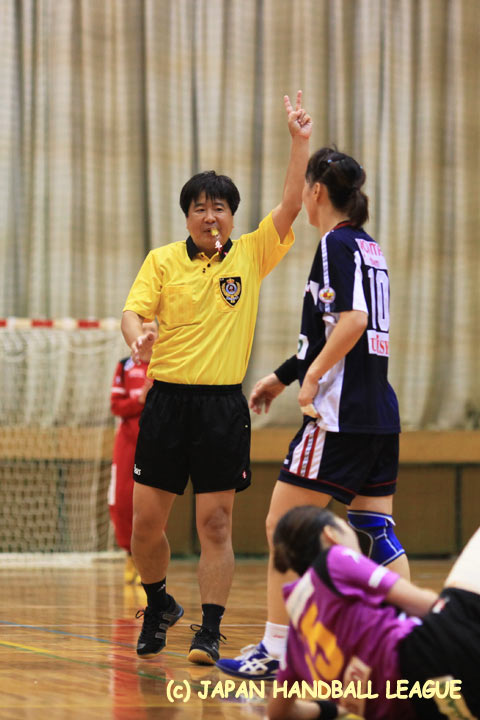 担当レフェリー 油上 智